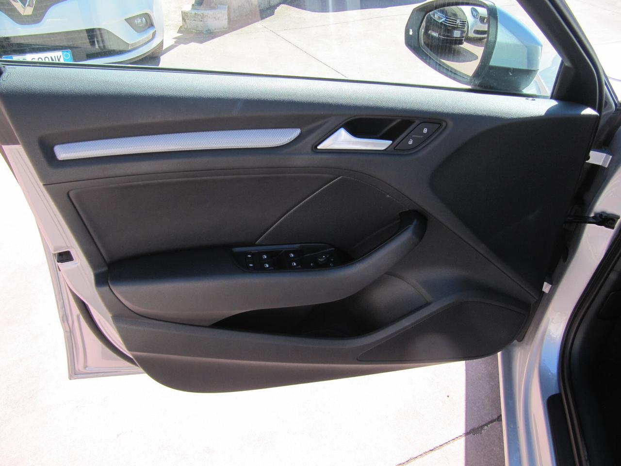 Audi A3 SPB 1.6 TDI clean diesel Ambition