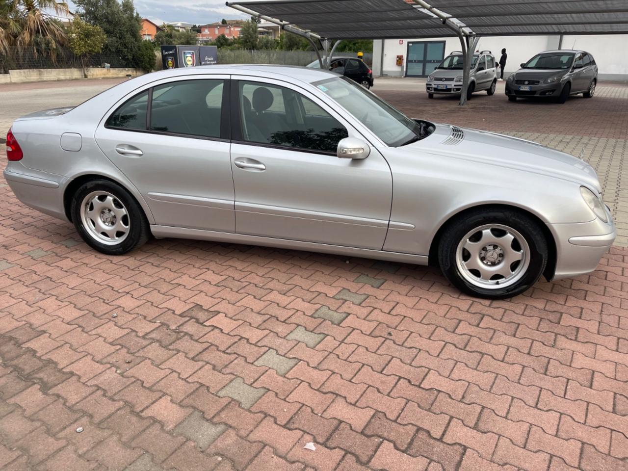 Mercedes-benz E 220 CDI cat Classic