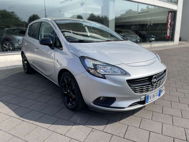 Opel Corsa 1.2 5 porte b-Color