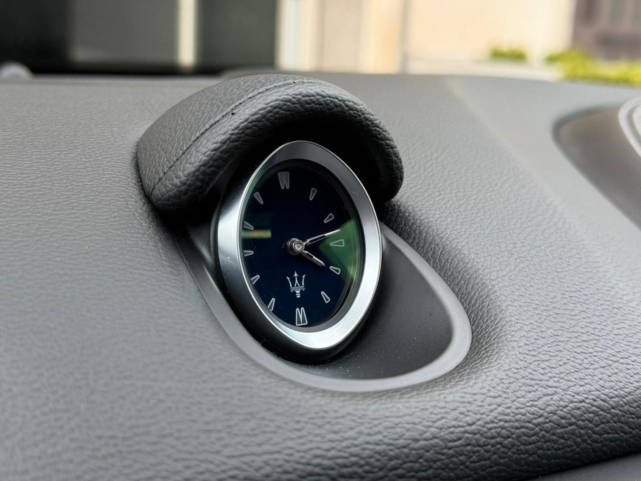 Maserati Ghibli V6 Diesel 275 CV Gransport Nerissimo