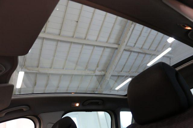 PEUGEOT 3008 2.0 HDi 150CV Business
