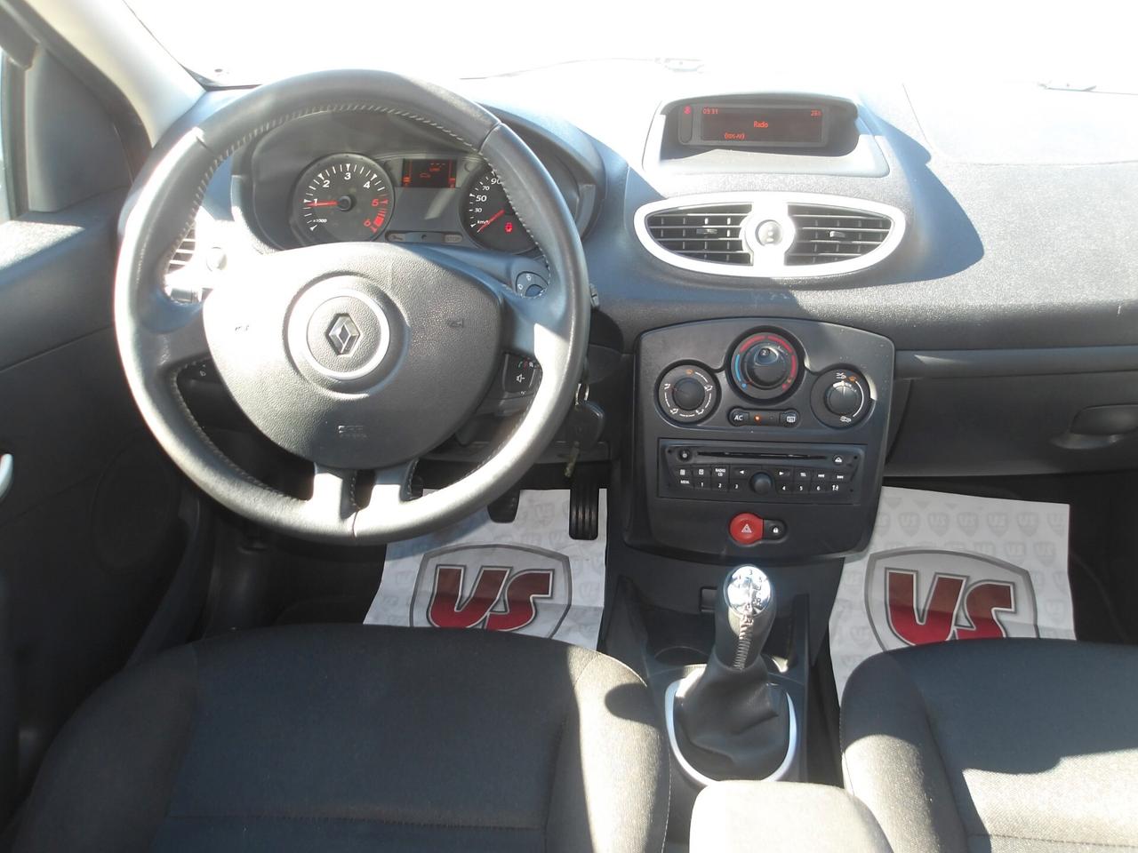 RENAULT CLIO 1.5 DCI SPORTOUR-GARANZIA FULL-2012