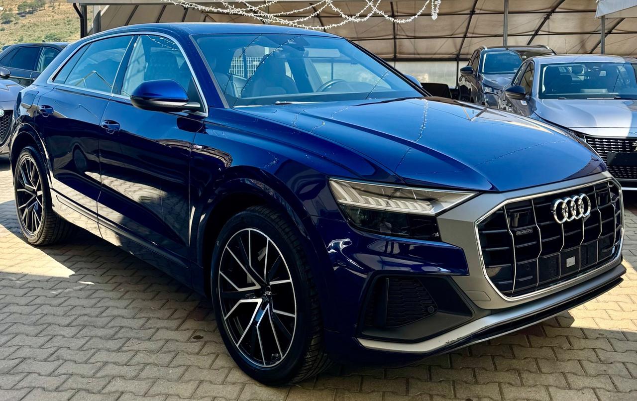 Audi Q8 50 TDI 286 CV quattro tiptronic Sport
