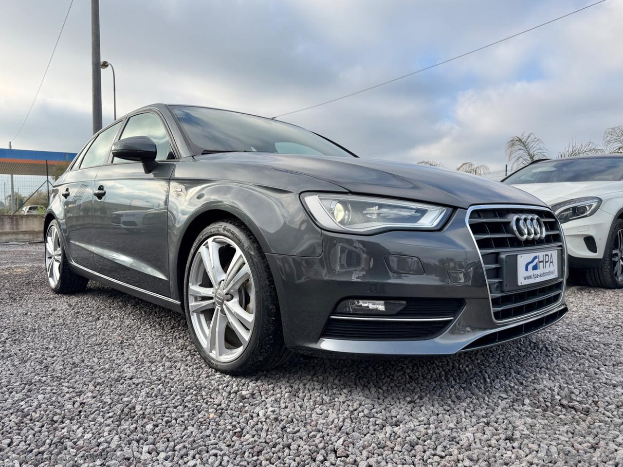 AUDI A3 SPORTBACK 2.0TDI 150 S-line BI-XENON NAVI LED