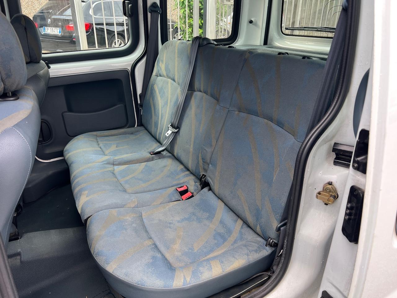 Renault Kangoo 1.4 cat Proactive cambio automatico
