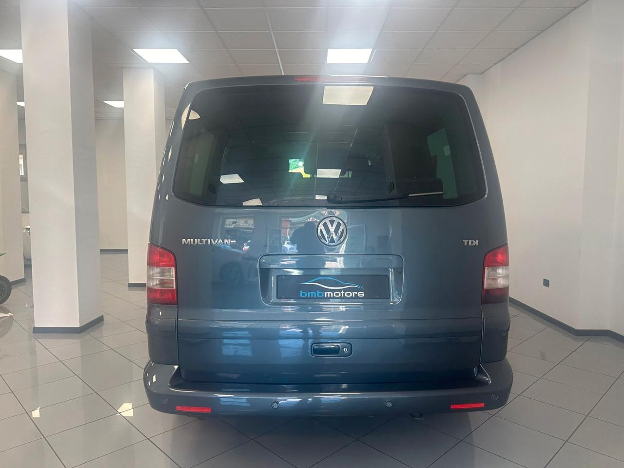 Volkswagen Multivan 2.5 TDI/174CV Highline