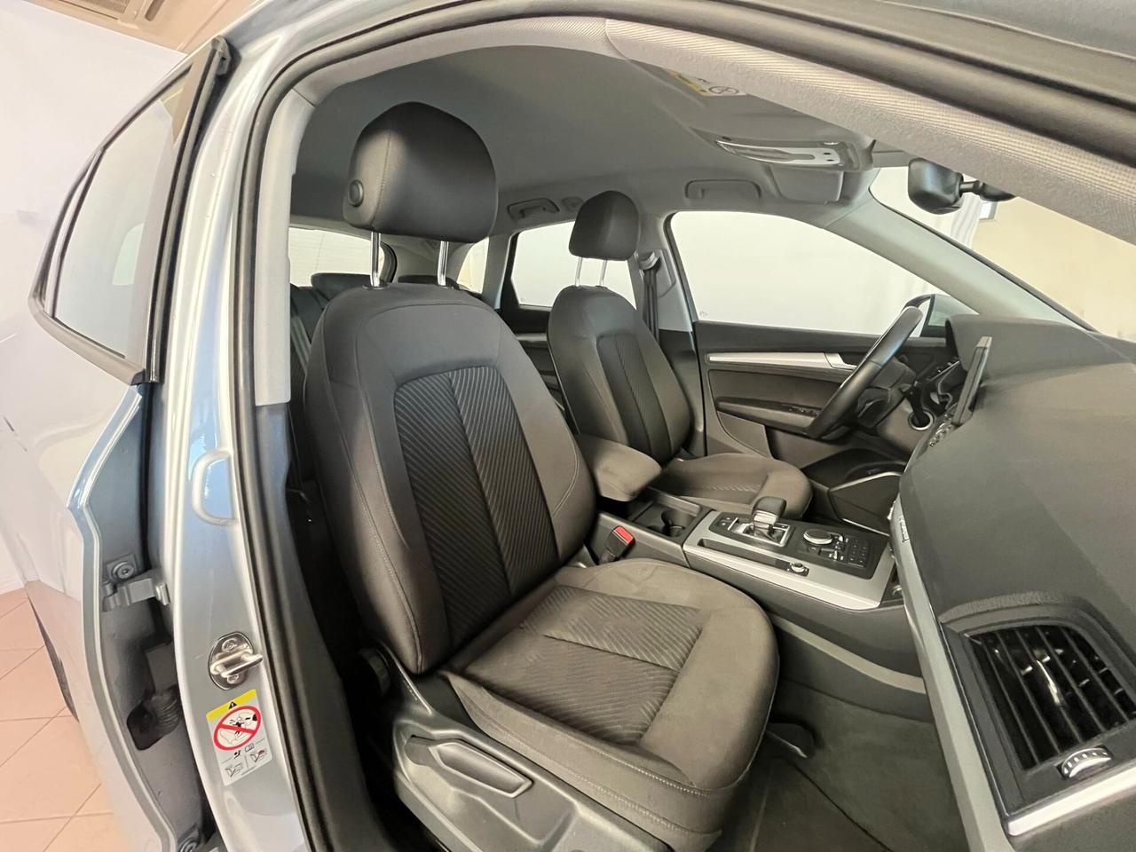 Audi Q5 35 TDI quattro S tronic Business