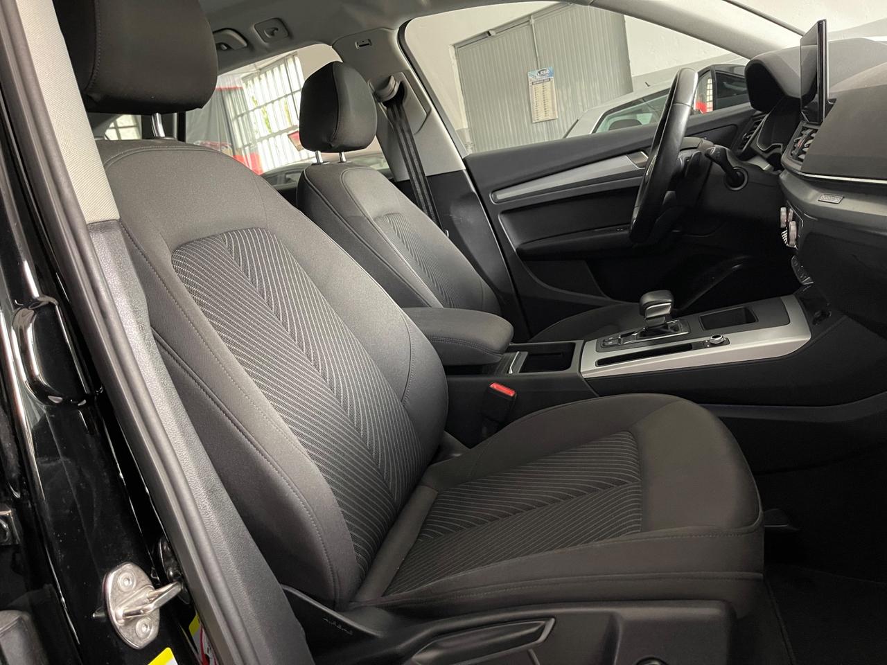 Audi Q5 40 TDI 204 CV quattro S tronic Identity Black