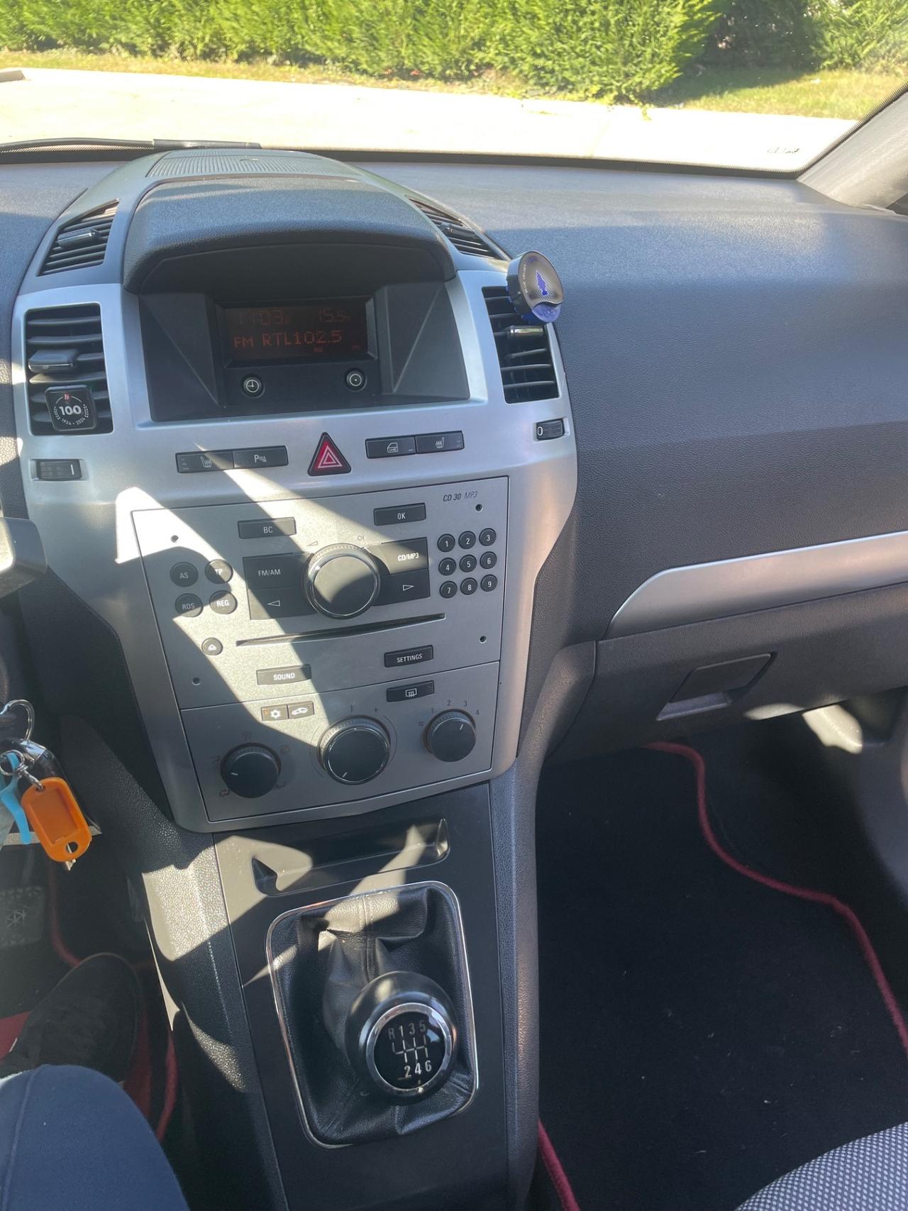 Opel Zafira 1.7 CDTI anno 2013 /7posti .euro (5)