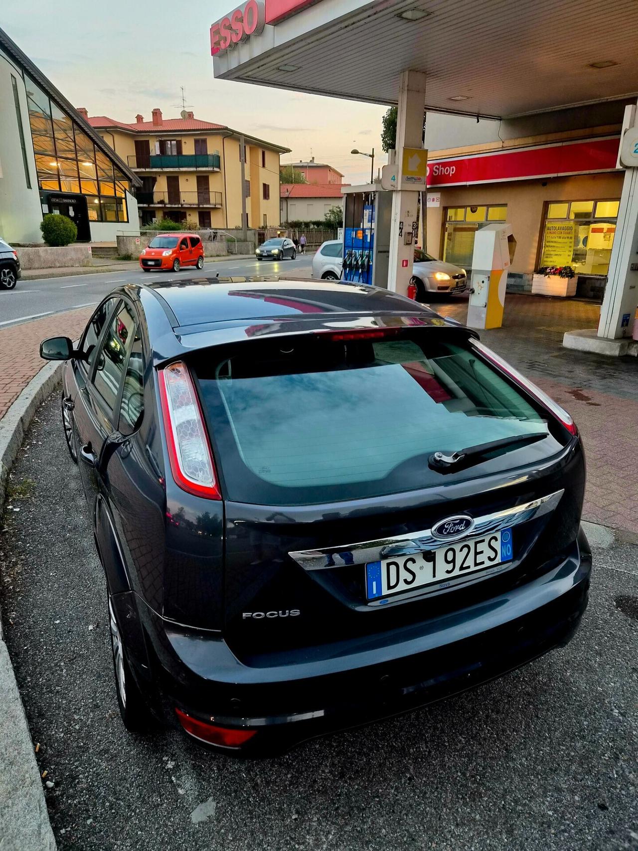 Ford Focus 5p. Bz.- GPL Tit.