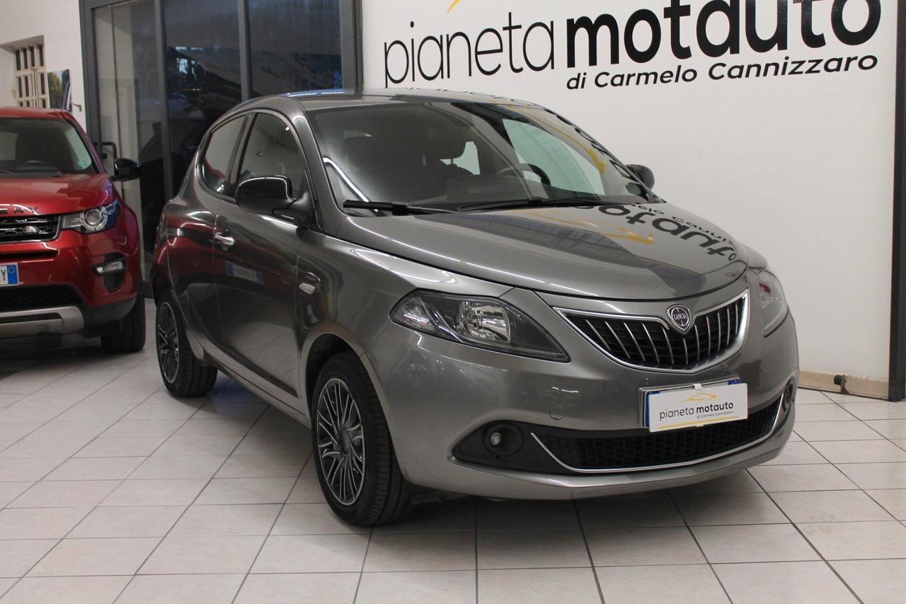 Lancia Ypsilon 1.0 FireFly 5 porte S&S Hybrid Ecochic UnYca