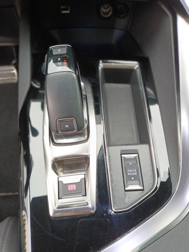 PEUGEOT 3008 1500 BLUEHDI GT 130 CV EAT8 TETTO NAVI CAM ITALIA