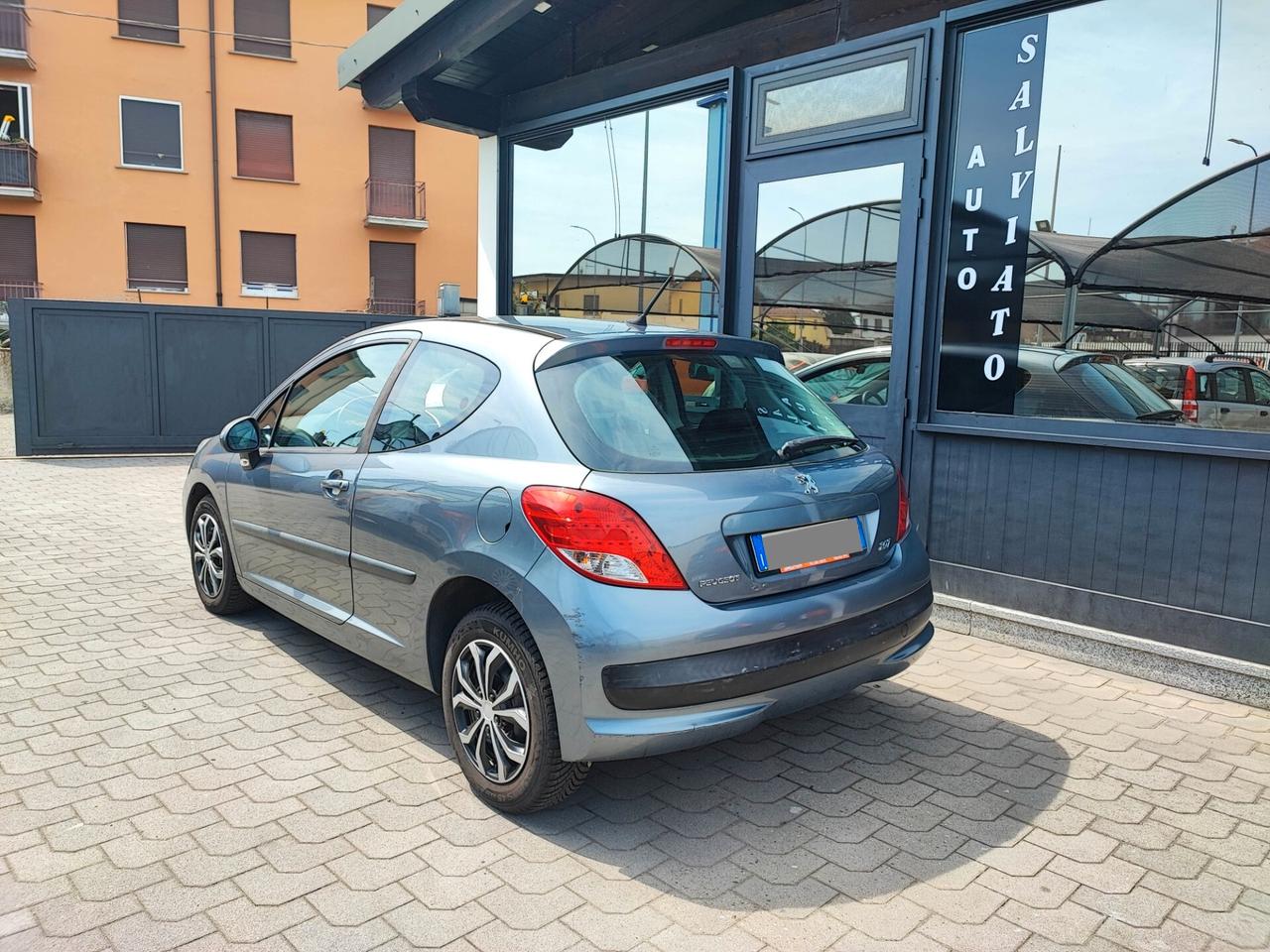 Peugeot 207 1.4 GPL uni-pro