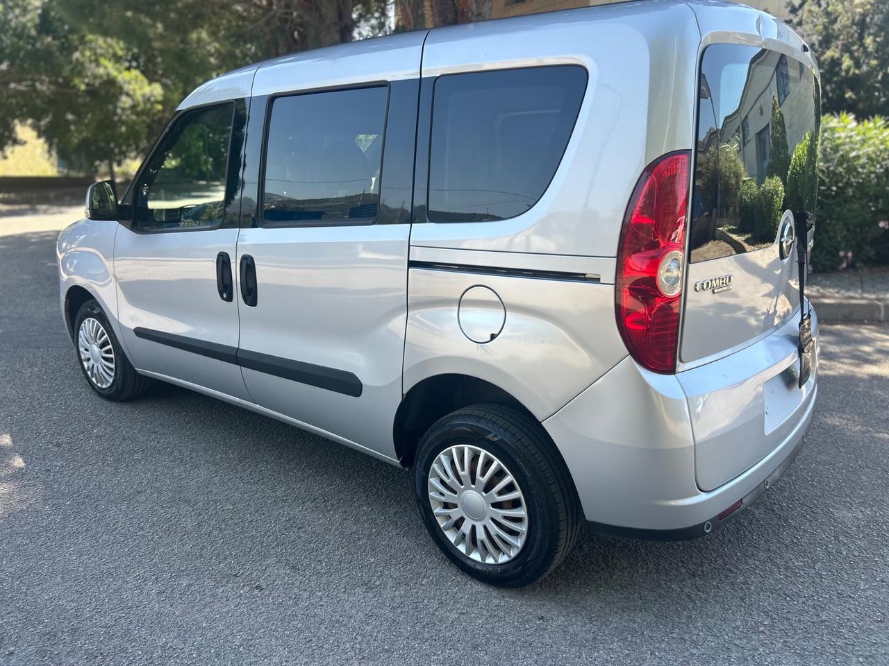 Opel Combo 1.6 CDTi 120CV PC-TA Elective