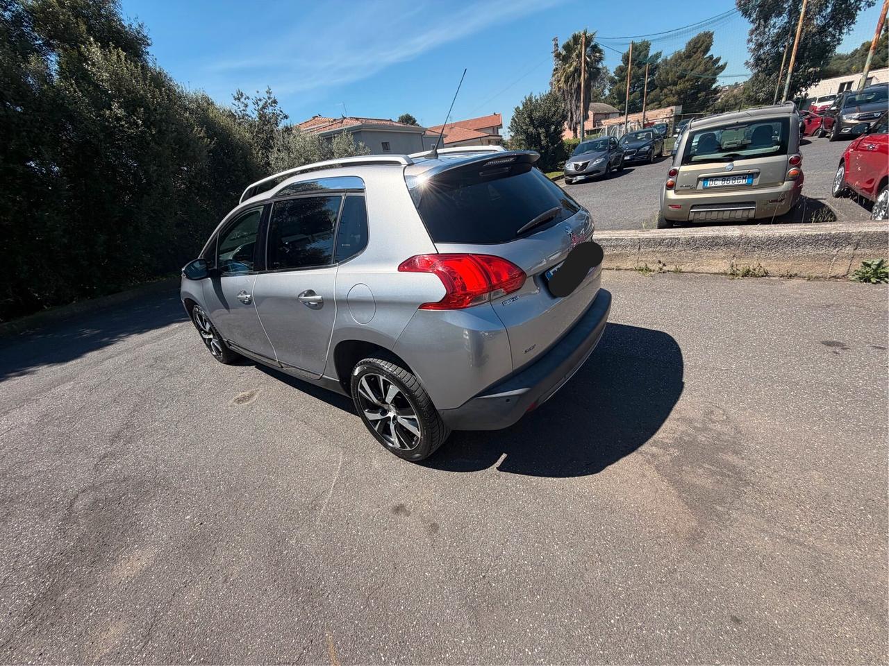 Peugeot 2008 BlueHDi 100 Allure