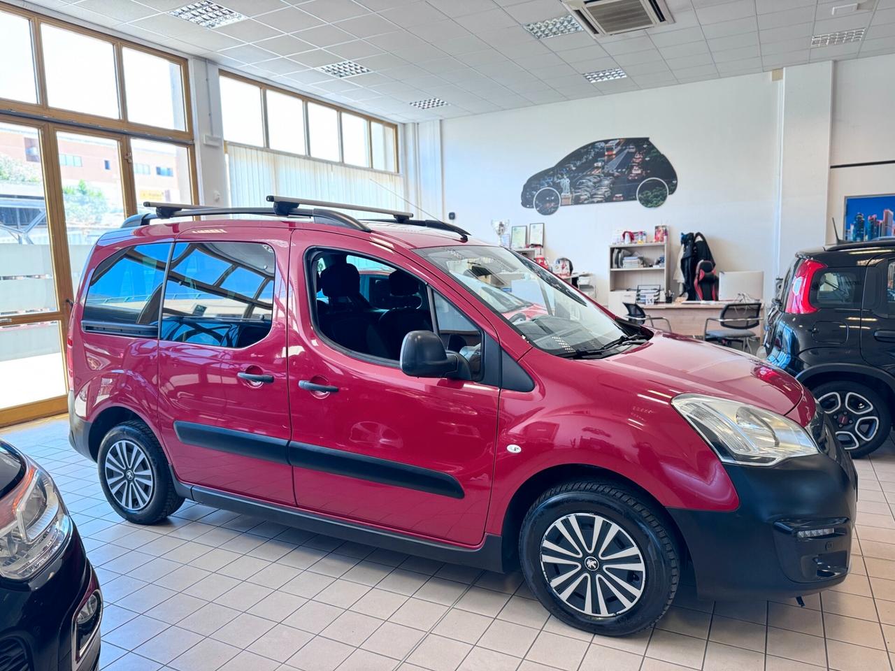 Peugeot Partner Tepee BlueHDi 100 Outdoor