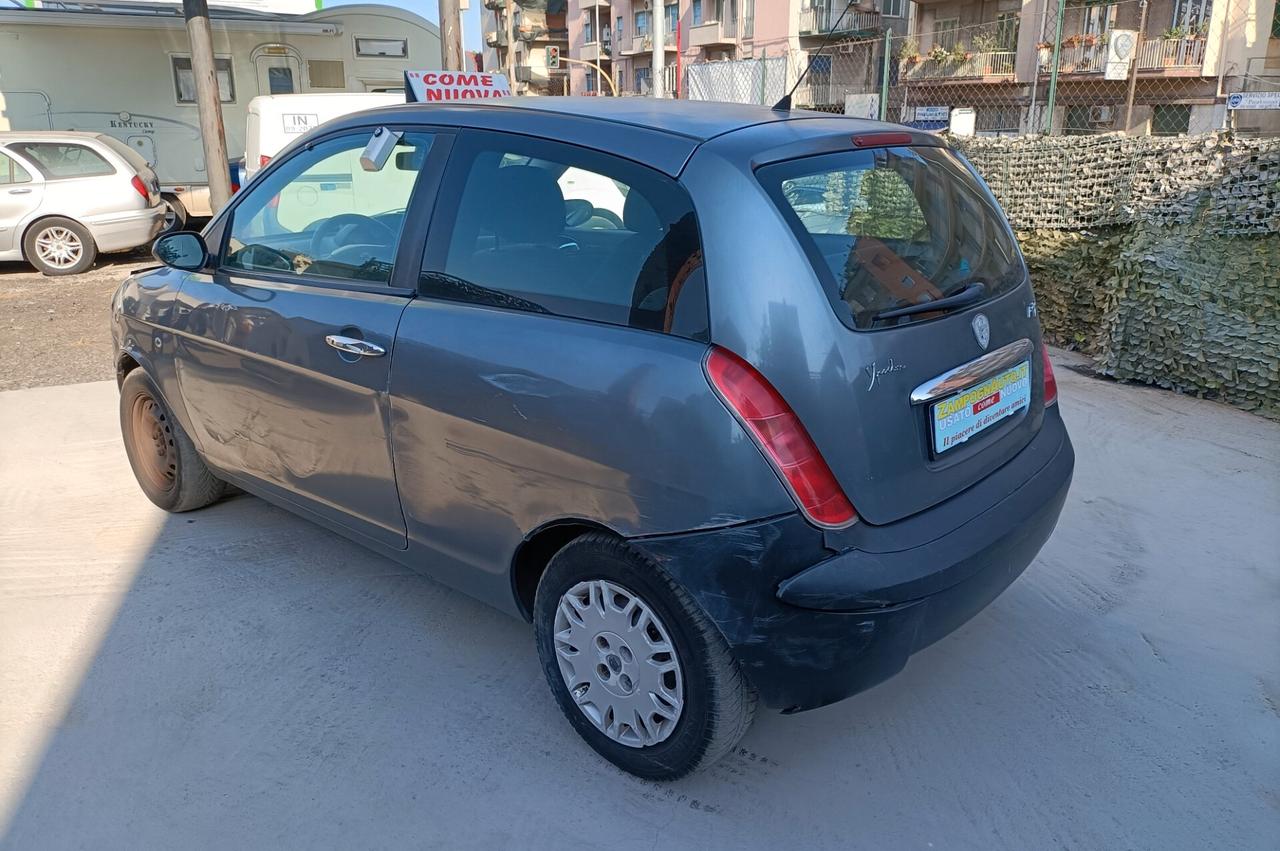 Lancia Ypsilon 1.3 Multijet FERMO AMMINISTRATIVO ZAMPOGNAUTO