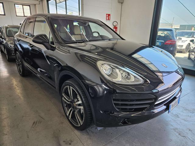 Porsche Cayenne 3.0 V6 tdi 245cv tiptronic