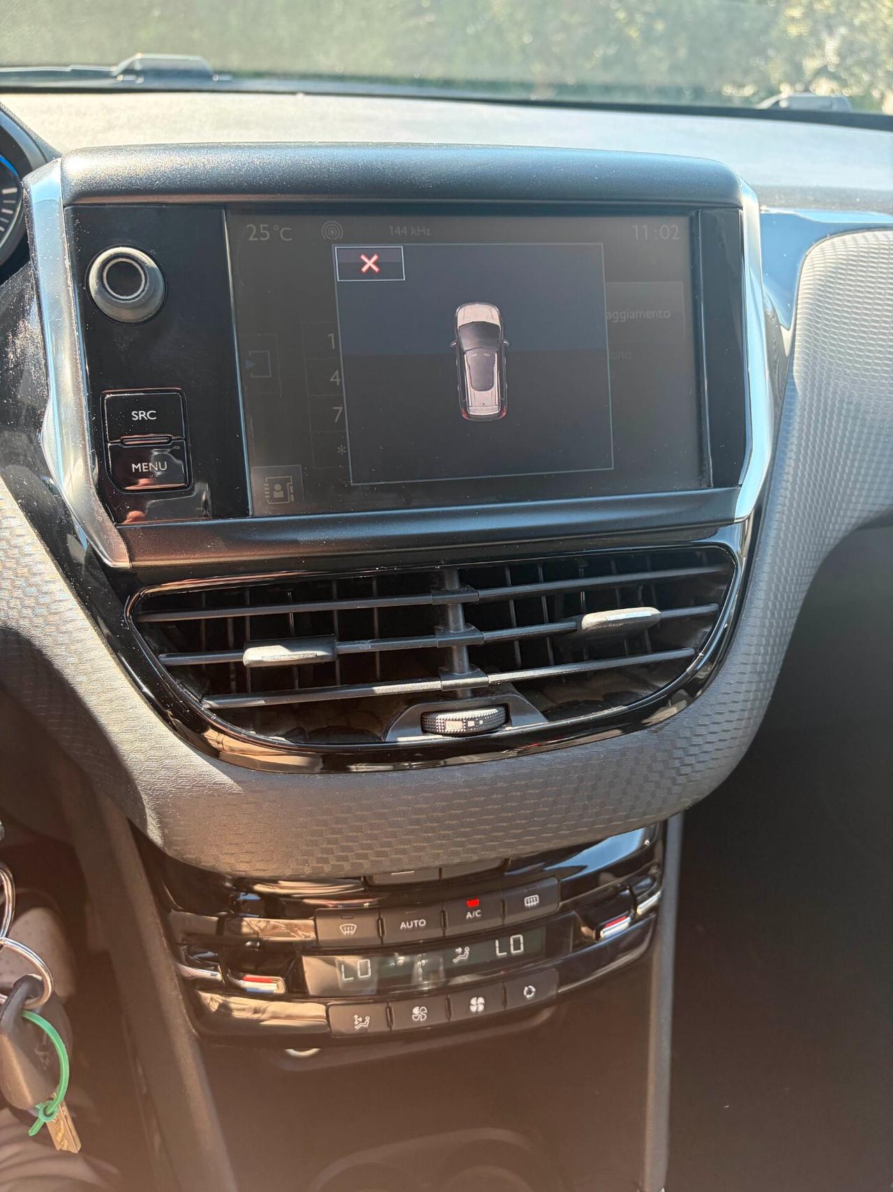 Peugeot 2008 BlueHDi 100 Allure