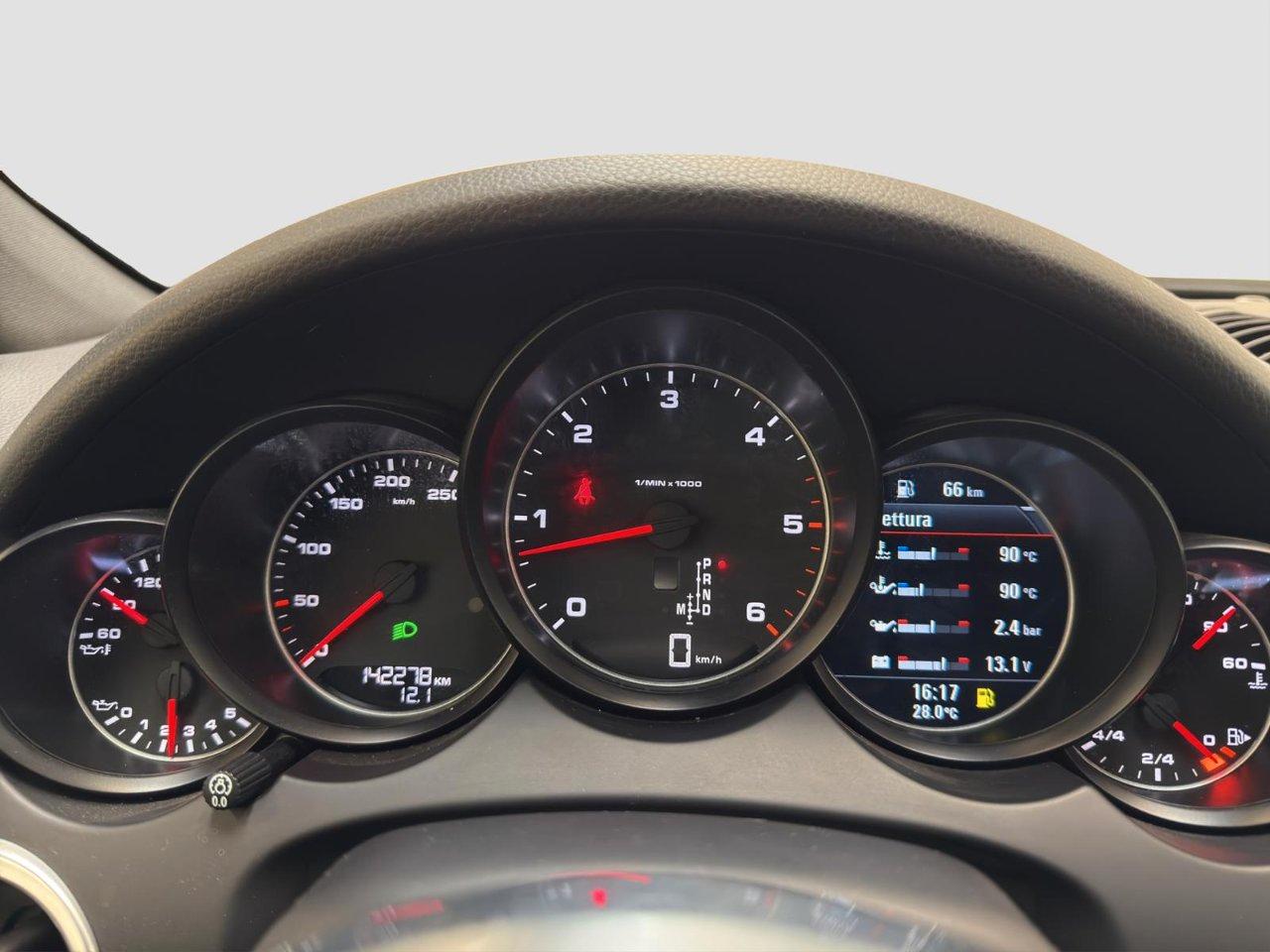 Porsche Cayenne 3.0 tiptronic*FORMULA S*EURO6B*