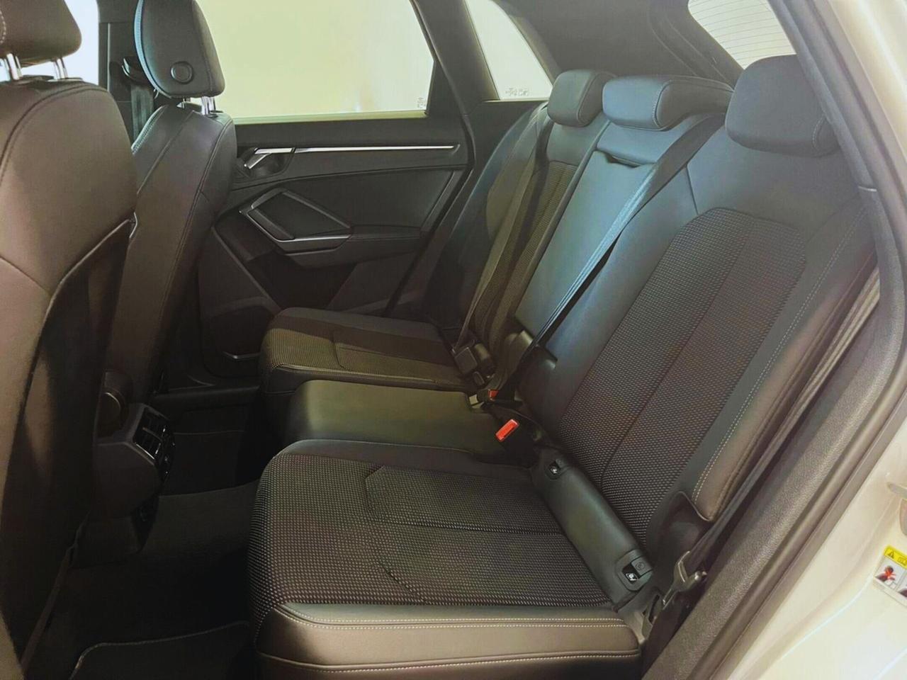 Audi Q3 35 TDI S tronic Business Advanced