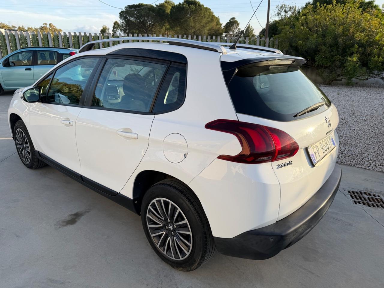 Peugeot 2008 1.2 benzina 82Cv Active 2018