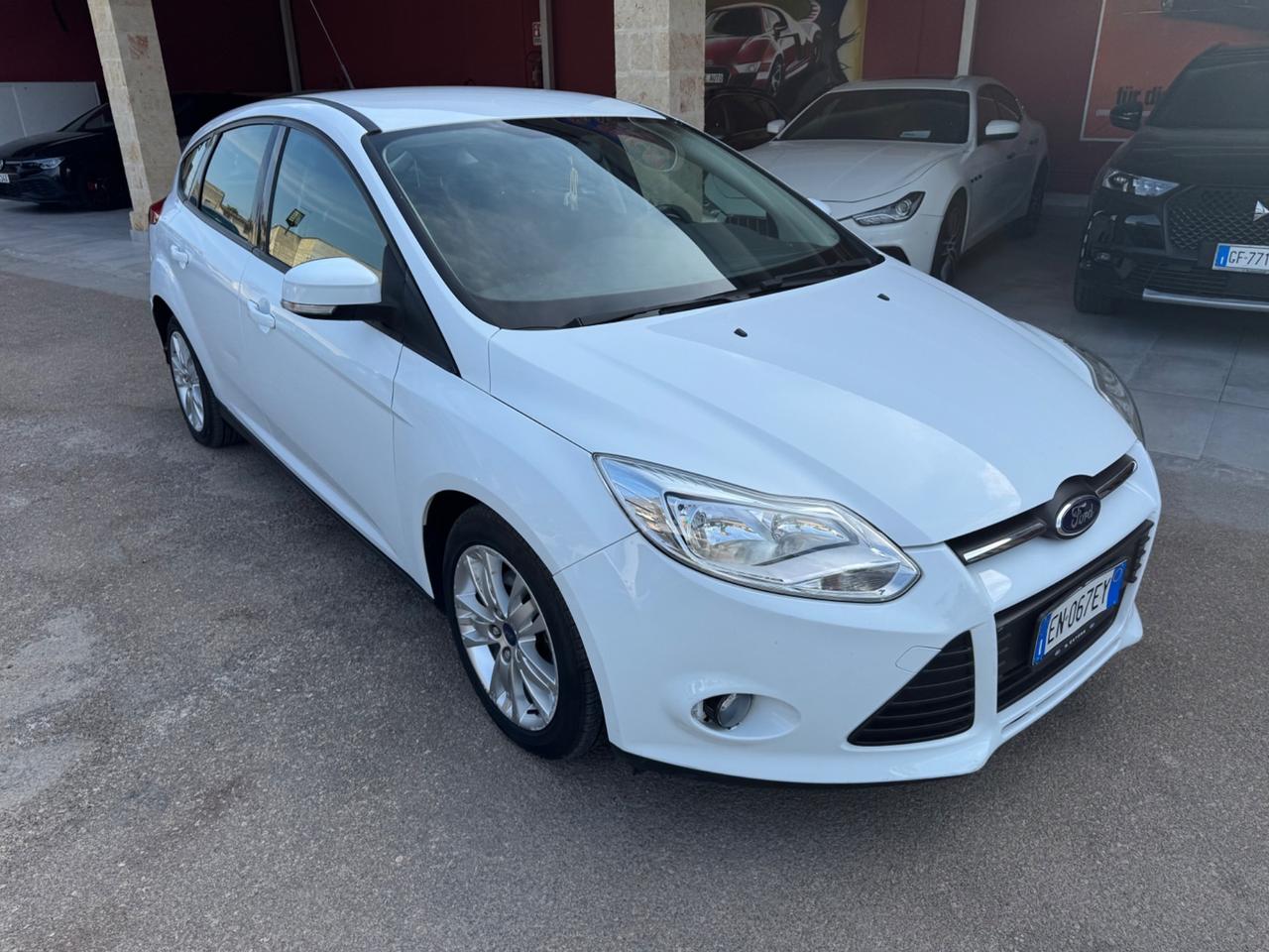 Ford Focus 1.0 EcoBoost 125 CV tagliando