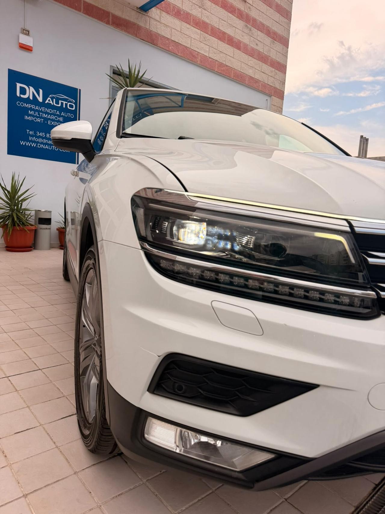 Volkswagen Tiguan 2.0 TDI SCR DSG 4MOTION Executive BMT