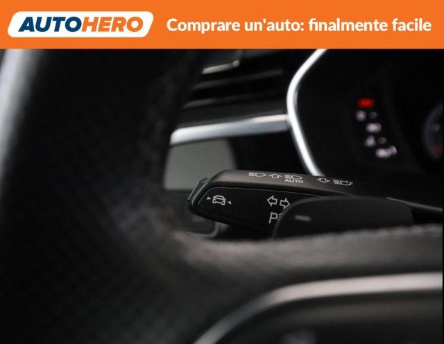 AUDI Q3 35 TDI quattro S tronic S line edition