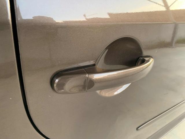 VOLKSWAGEN Touran 1.6 TDI 7 POSTI CAMBIO AUTOMATICO