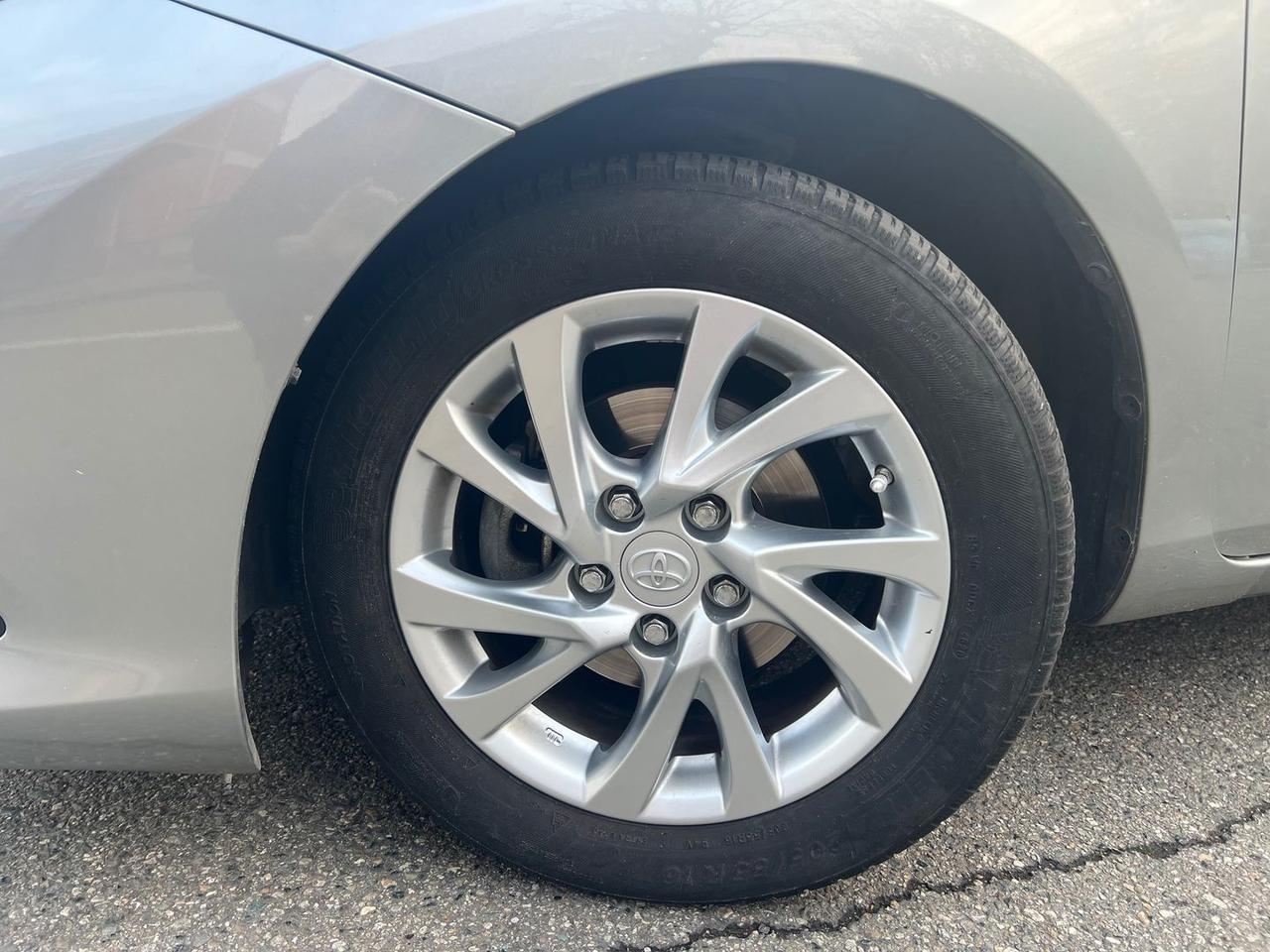 Toyota Auris Business 1.8 HEV #8840