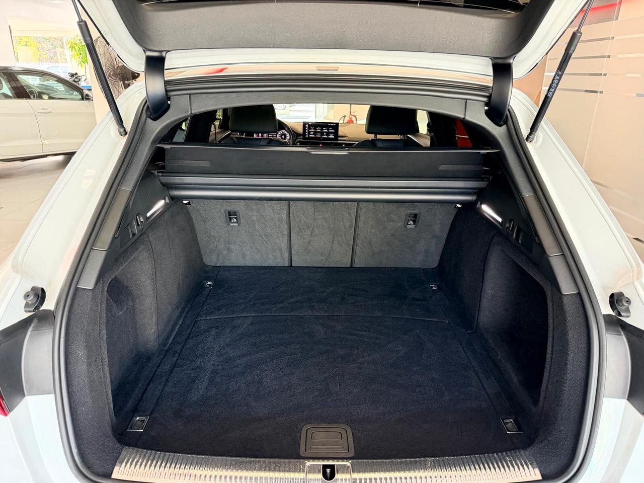 Audi A4 Avant 40 2.0 TDI MHEV S-Tronic