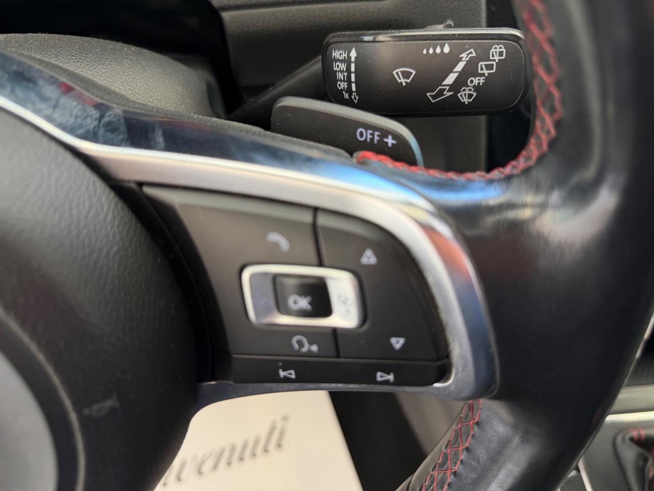 Volkswagen Golf GTI DSG 220CV AUTOMATICA SCARICO SPORTIVO