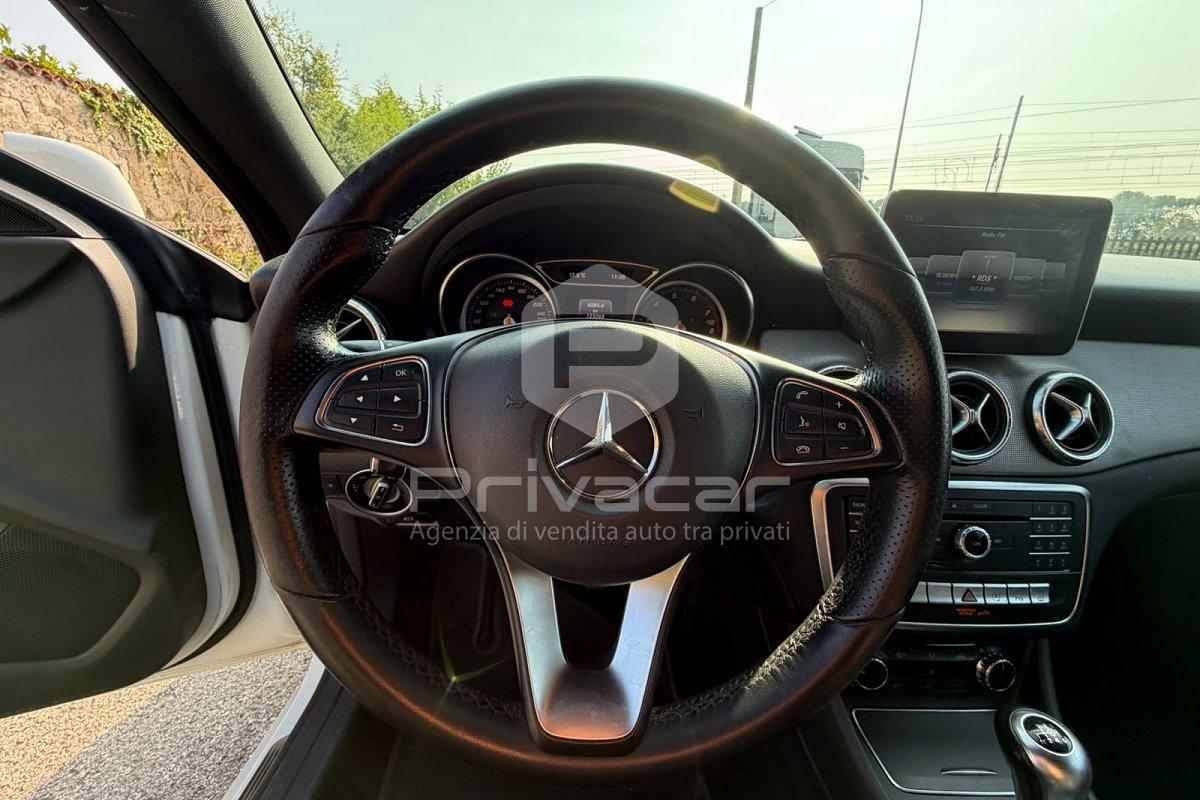 MERCEDES CLA 180 S.W. Premium