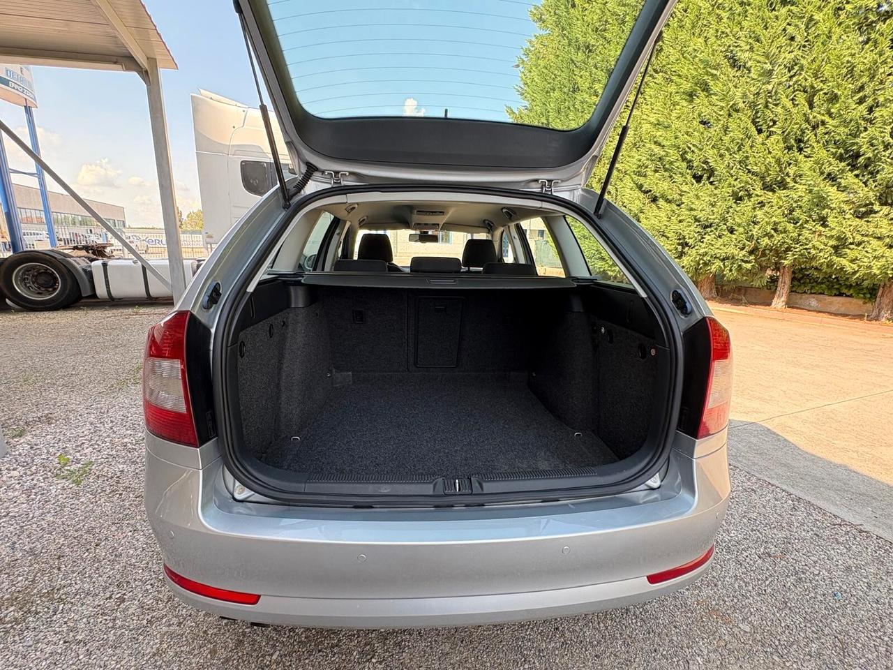 Skoda Octavia 2.0 TDI CR F.AP. 4X4 Wagon Ambition