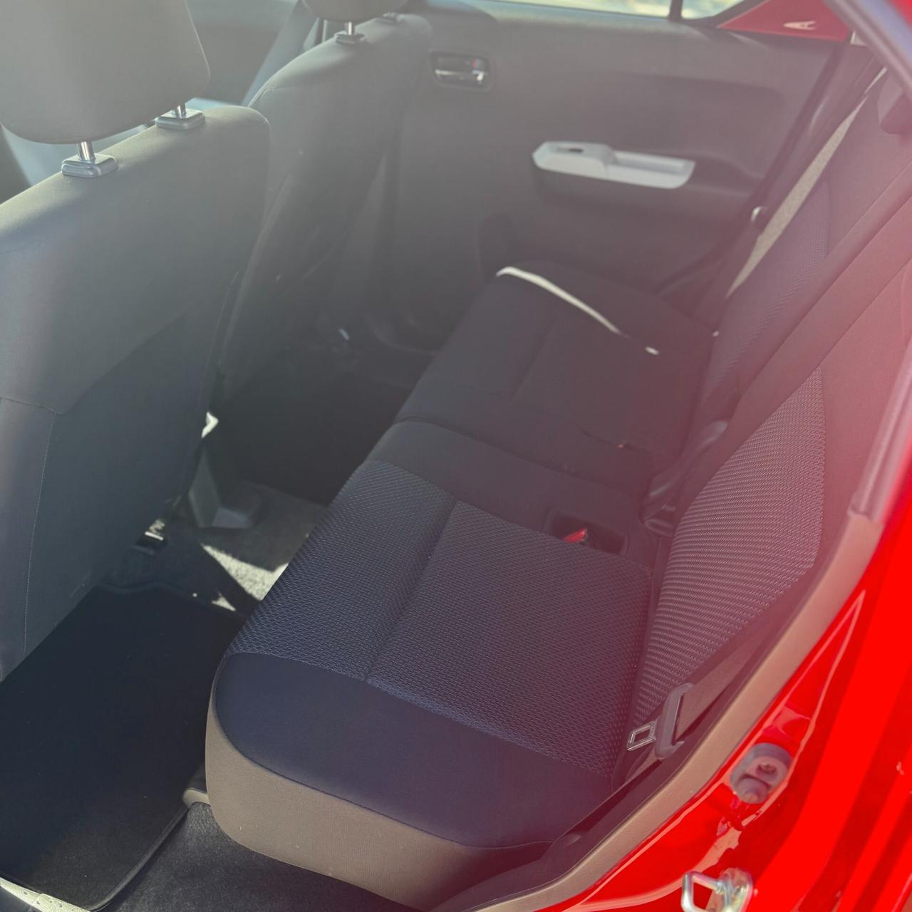 Suzuki Ignis 1.2 Hybrid Top