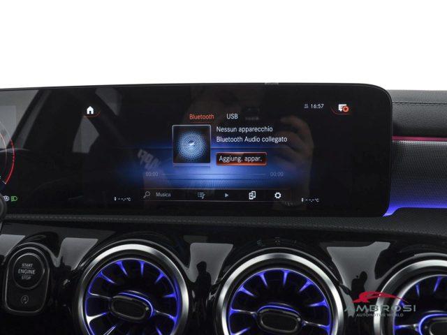 MERCEDES-BENZ A 180 180 d Automatic Premium