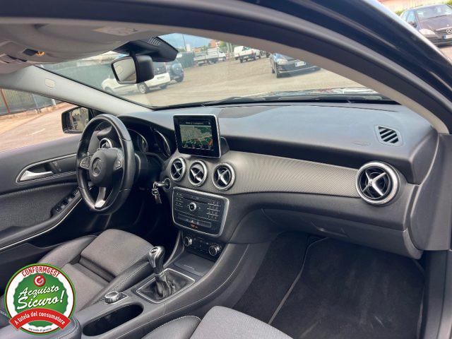 MERCEDES-BENZ GLA 180 d Premium - PER NEOPATENTATO -