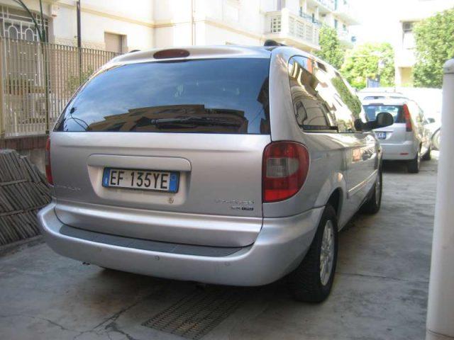 CHRYSLER Voyager 2.5 CRD KAT LX