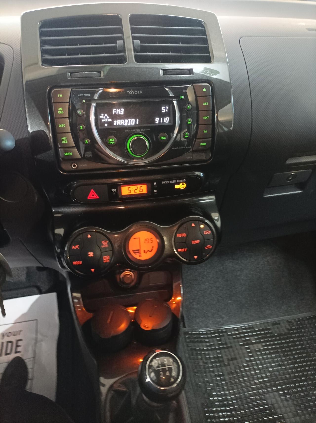 Toyota Urban Cruiser 1.4 D-4D AWD 2012- SOLO 94000KM