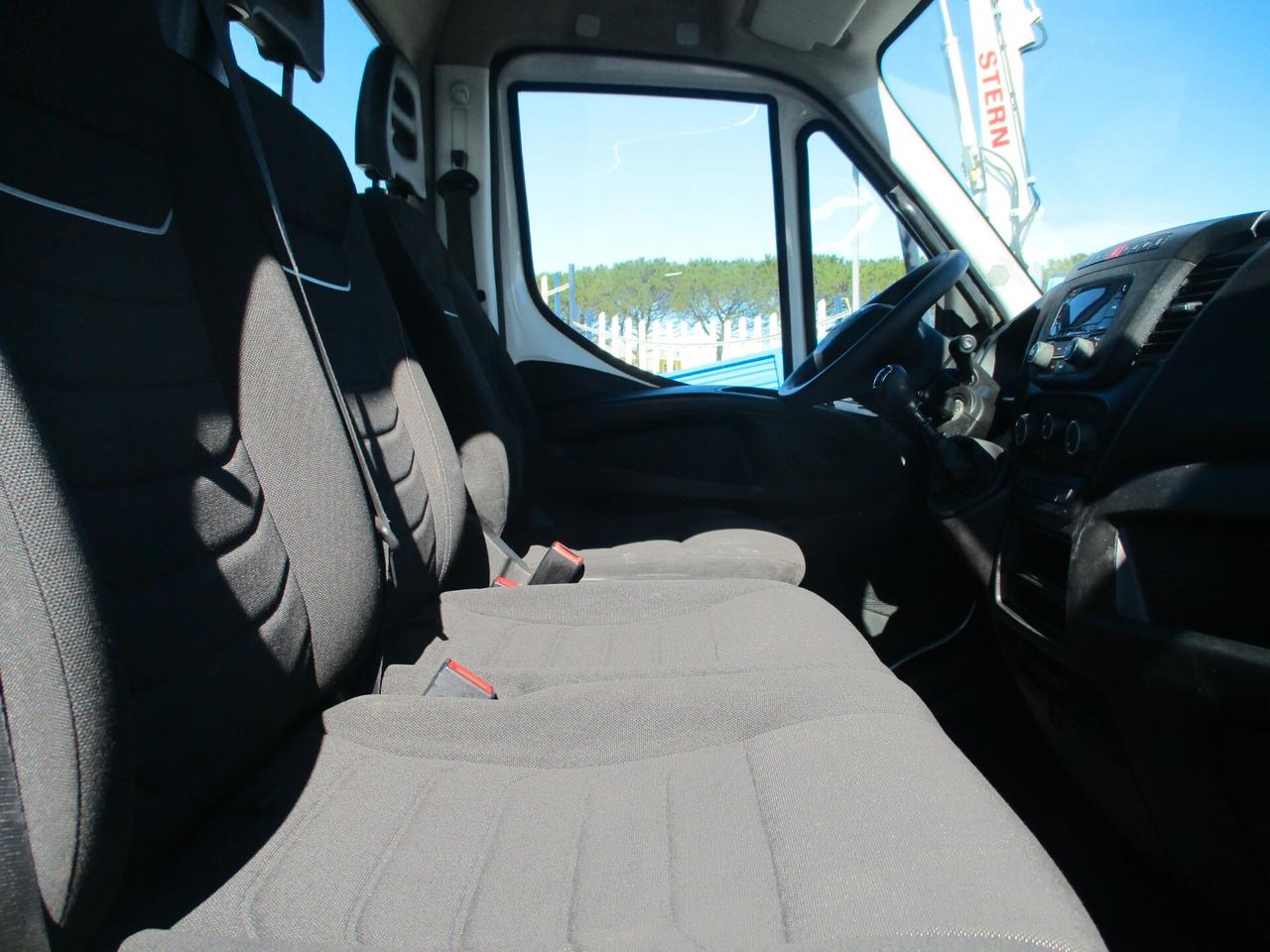 Iveco Daily 35C12 2.3 120CV E6D RIBALTABILE TRILATERALE