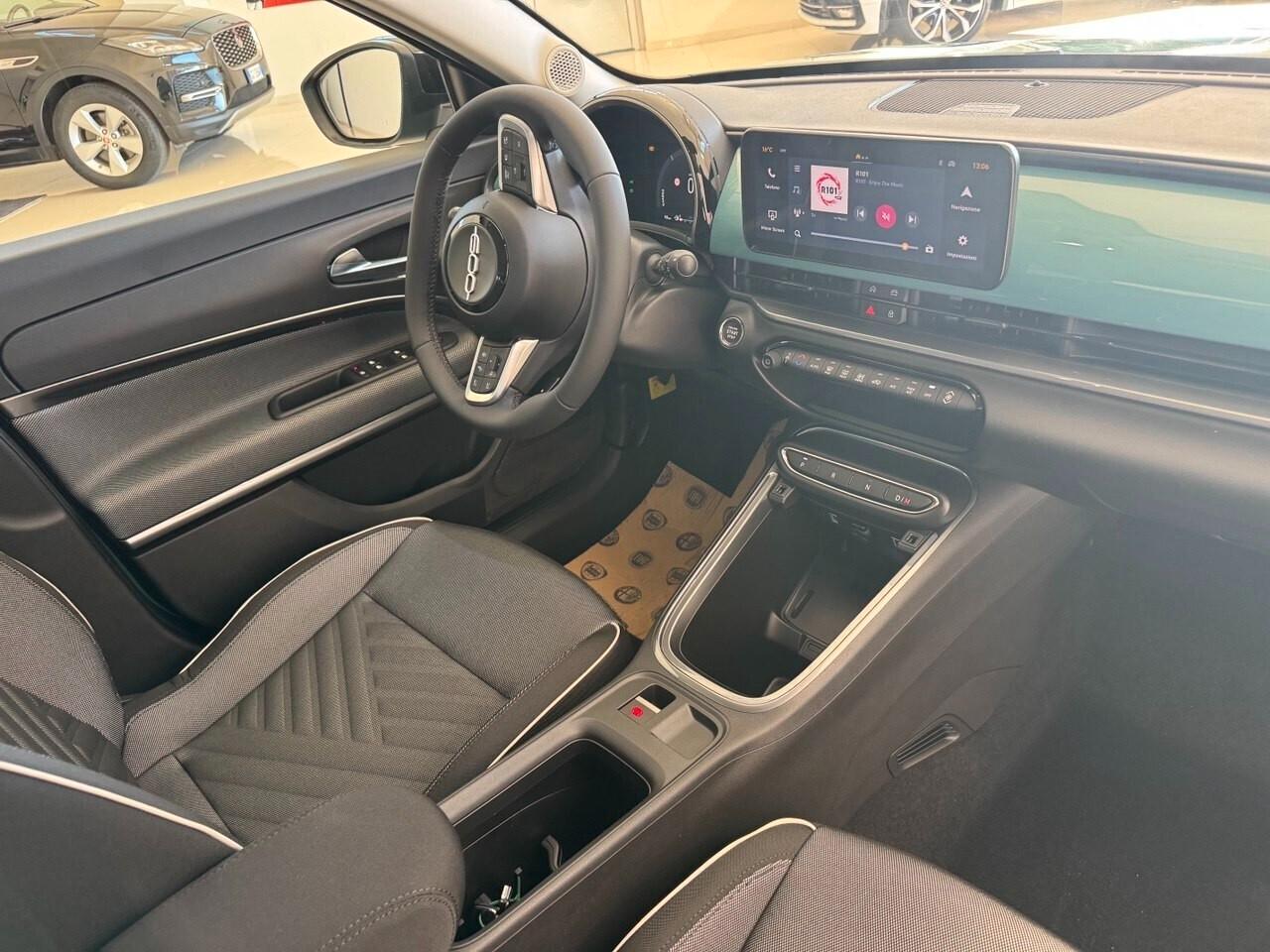 Fiat 600 Hybrid 110 CV DCT MHEV La Prima