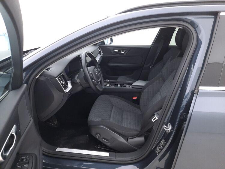 Volvo V60 B4 Momentum Business Pro Geartronic BR654336 2.0 Mild Hybrid 197CV