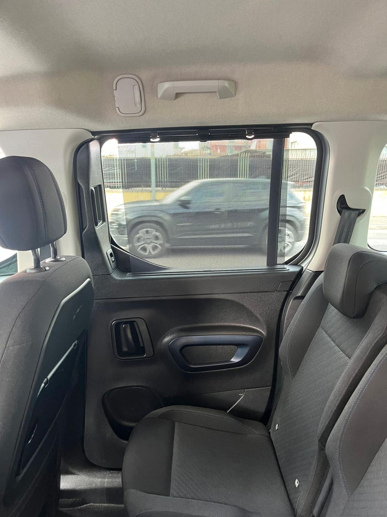 Peugeot Rifter BlueHDi 130 S&S EAT8 GT Line Standard