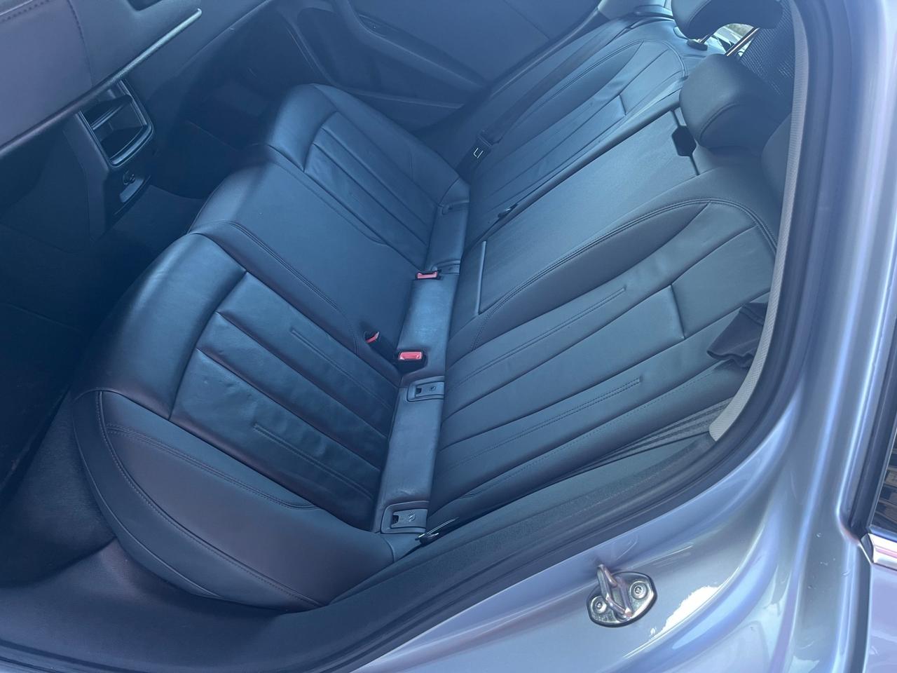 Audi A4 allroad 40 TDI 204 CV S tronic Identity Contrast