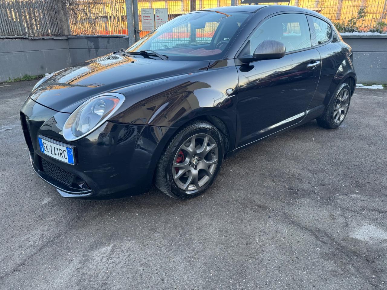 Alfa Romeo MiTo 1.3 JTDm-2 95 CV S&S Distinctive Sport Pack