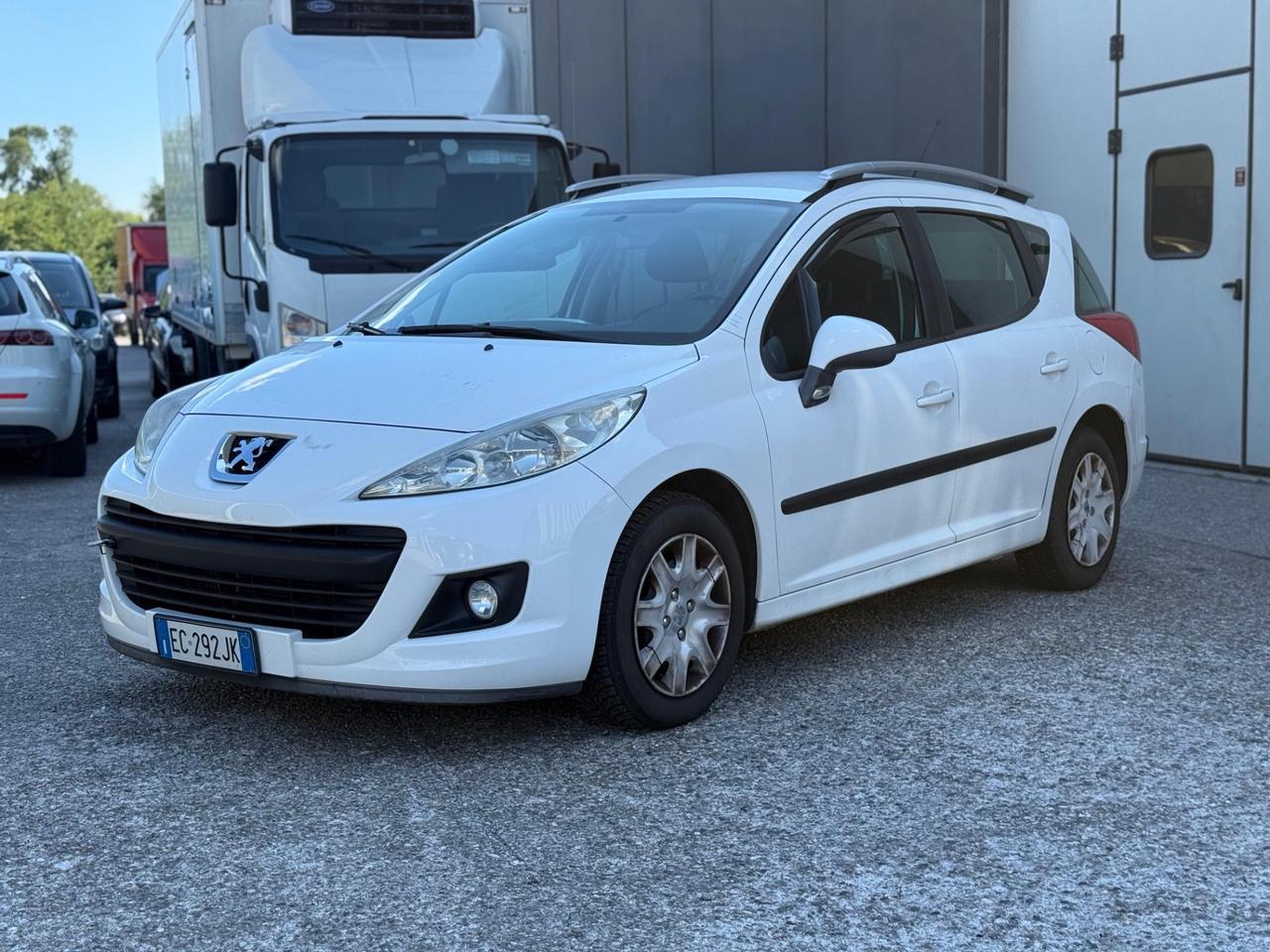 Peugeot 207 1.6 8V HDi 93CV SW XS Ciel
