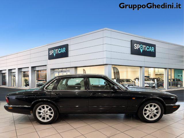 JAGUAR XJ 3.2 cat Executive