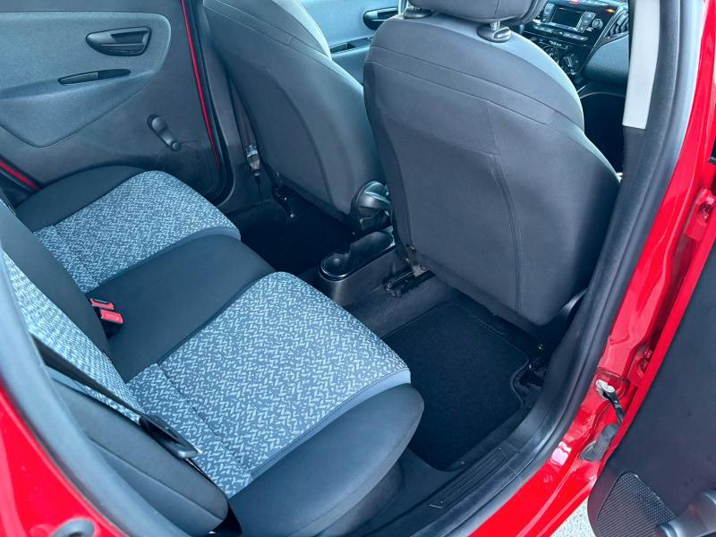 Lancia Ypsilon 5 Porte 1.0 hybrid Gold s&s 70cv ADATTA NEOPATENTATI