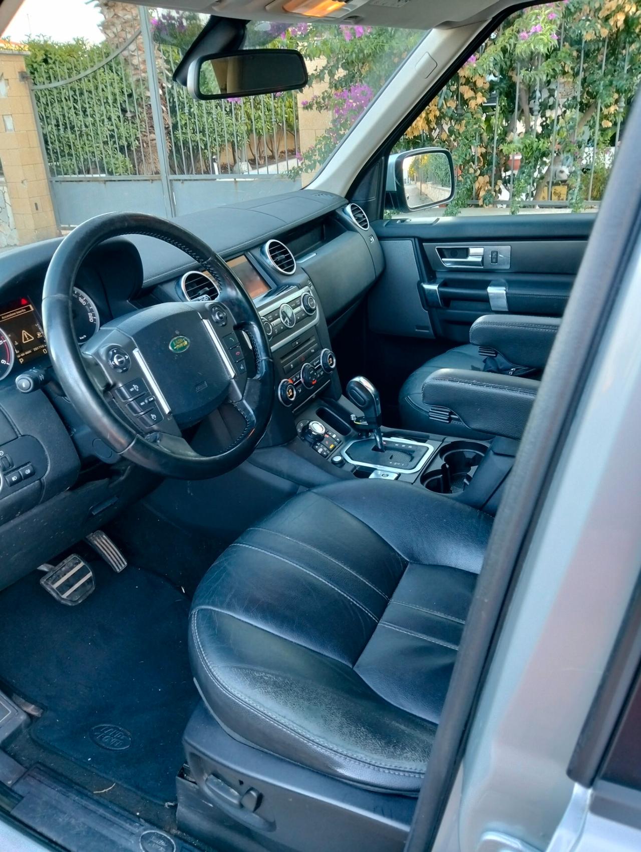 Land Rover Discovery 4 3.0 SDV6 245CV HSE
